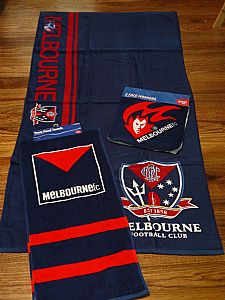 OFFICIAL-AFL-MELBOURNE-DEMONS-BEACH-TOWEL